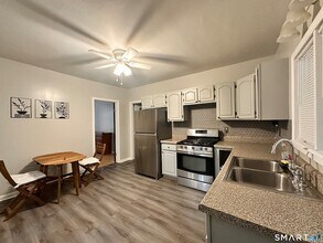 74 Mt Pleasant St in Derby, CT - Foto de edificio - Building Photo