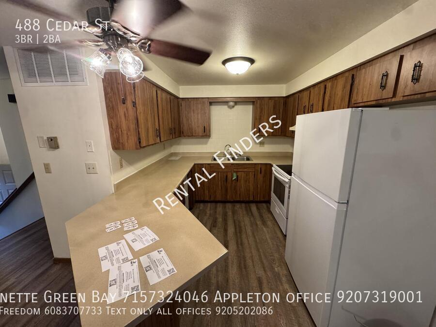 488 Cedar St in Chilton, WI - Building Photo