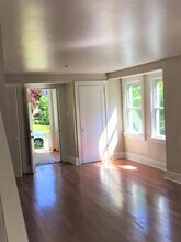 275 Baywood Ave in Pittsburgh, PA - Building Photo - Building Photo