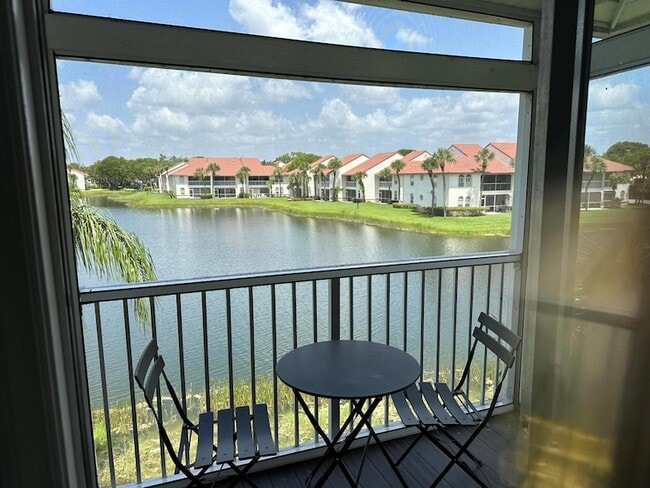 290 Cypress Point Dr, Unit 2900 in Palm Beach Gardens, FL - Building Photo - Building Photo