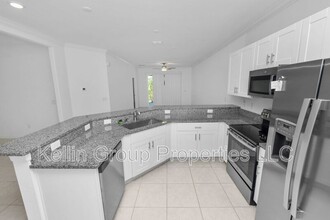 6851 Ripple Pond Lp in Zephyrhills, FL - Building Photo - Building Photo