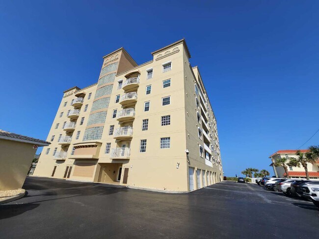 2875 N Hwy A1A in Indialantic, FL - Building Photo - Building Photo