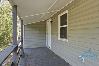 1528 Ladnier Rd in Gautier, MS - Building Photo - Building Photo