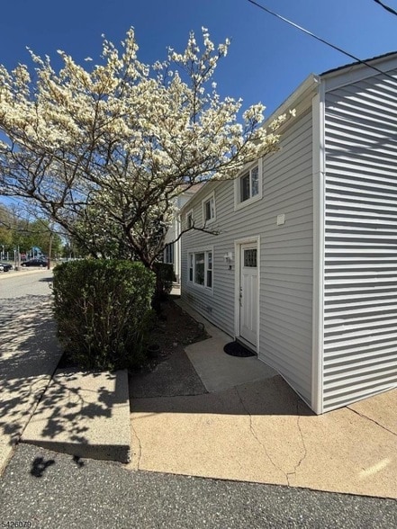 20 Maple Ave in Rockaway, NJ - Building Photo - Building Photo