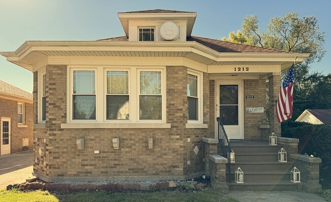 1212 Briargate Ave