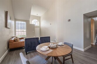 6945 Hickory Creek in Plano, TX - Building Photo - Building Photo