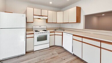 2613 Boulder Ct in Hamilton, NJ - Foto de edificio - Building Photo