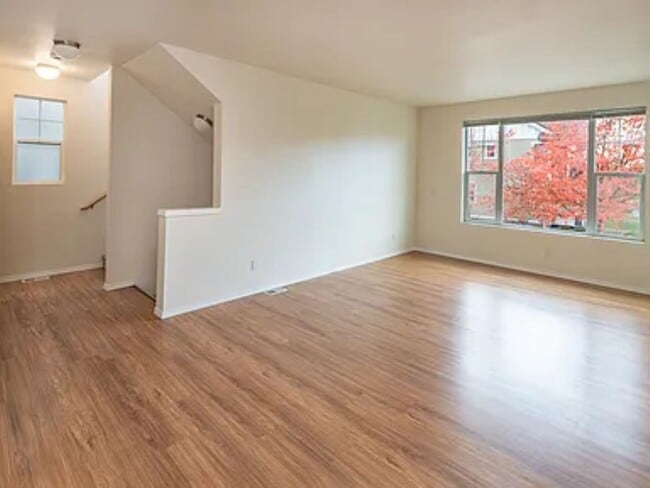 18612 144th Ave NE in Woodinville, WA - Building Photo - Building Photo