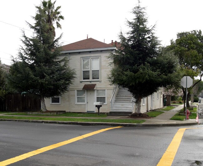2311 5th St in Livermore, CA - Building Photo - Building Photo