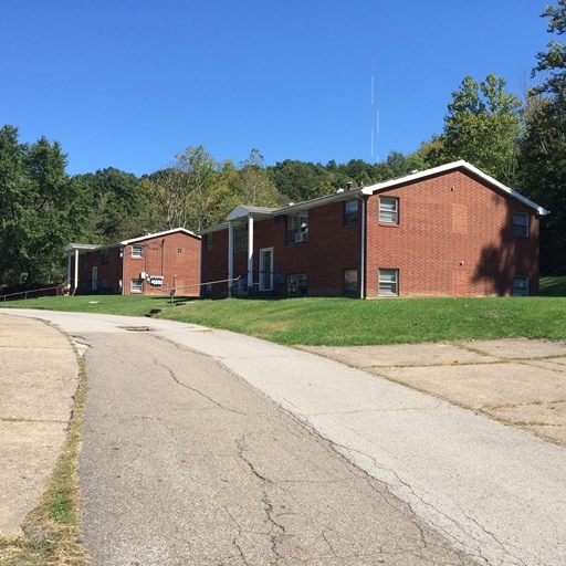 230 Ambridge Ave in Ambridge, PA - Building Photo