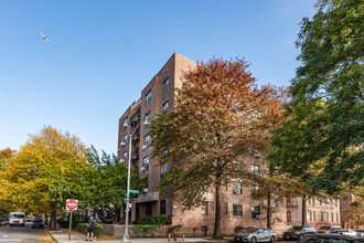 283 E 5th St in Brooklyn, NY - Foto de edificio - Building Photo