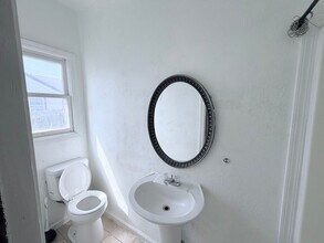 2225 Santa Fe S in Wichita, KS - Building Photo - Building Photo