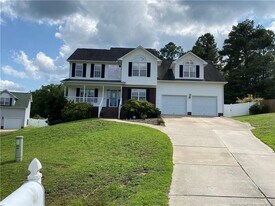 284 Briarwood Pl in Sanford, NC - Building Photo