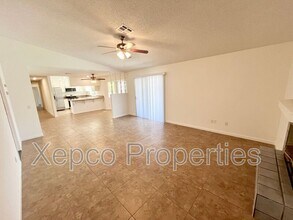 1995 W Nicola Rd in Palm Springs, CA - Building Photo - Building Photo