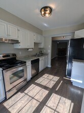105 Heather Way in Yorktown, VA - Building Photo - Building Photo