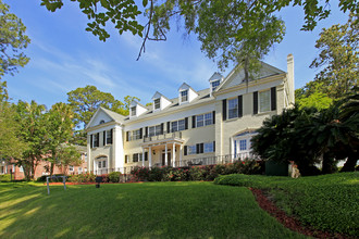 Zeta in Tallahassee, FL - Building Photo - Building Photo