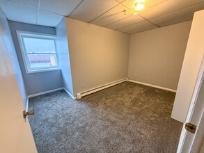 111 S 12th St in Escanaba, MI - Building Photo - Building Photo