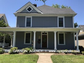 356 Pennsylvania Ave in Salem, VA - Building Photo