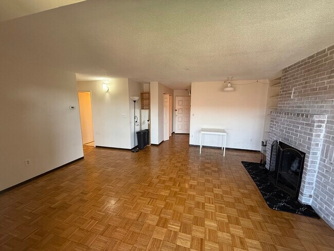1580 Massachusetts Ave, Unit 8D in Cambridge, MA - Building Photo - Building Photo
