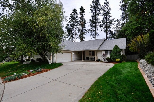 1878 E Noble Cir in Coeur d'Alene, ID - Building Photo - Building Photo