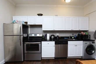 3345 N Marshfield Ave in Chicago, IL - Foto de edificio - Building Photo