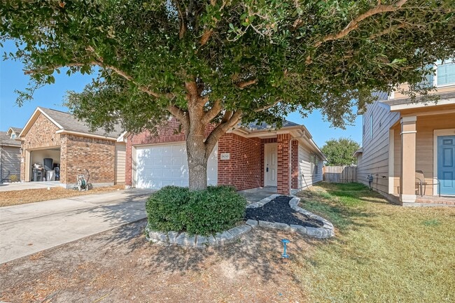 8210 Rustic Cape Dr