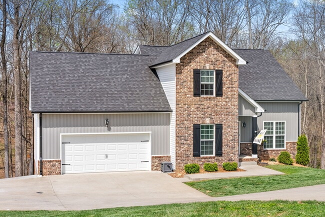 3477 Eastwood Dr in Clarksville, TN - Building Photo - Building Photo