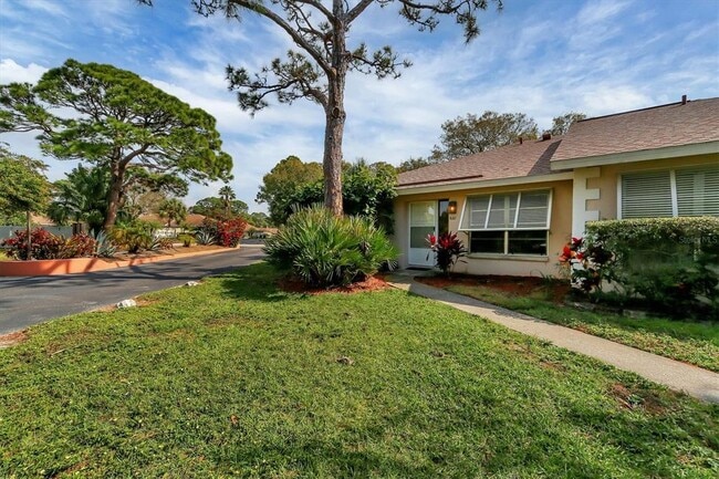 601 N Jefferson Ave in Sarasota, FL - Building Photo - Building Photo