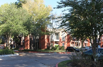 The Reston Apartments in Conroe, TX - Foto de edificio - Building Photo