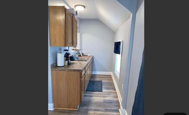 161 Shawmut St, Unit 3 in Fall River, MA - Building Photo - Building Photo