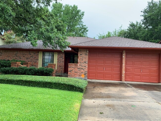 10710 Sagebluff Dr
