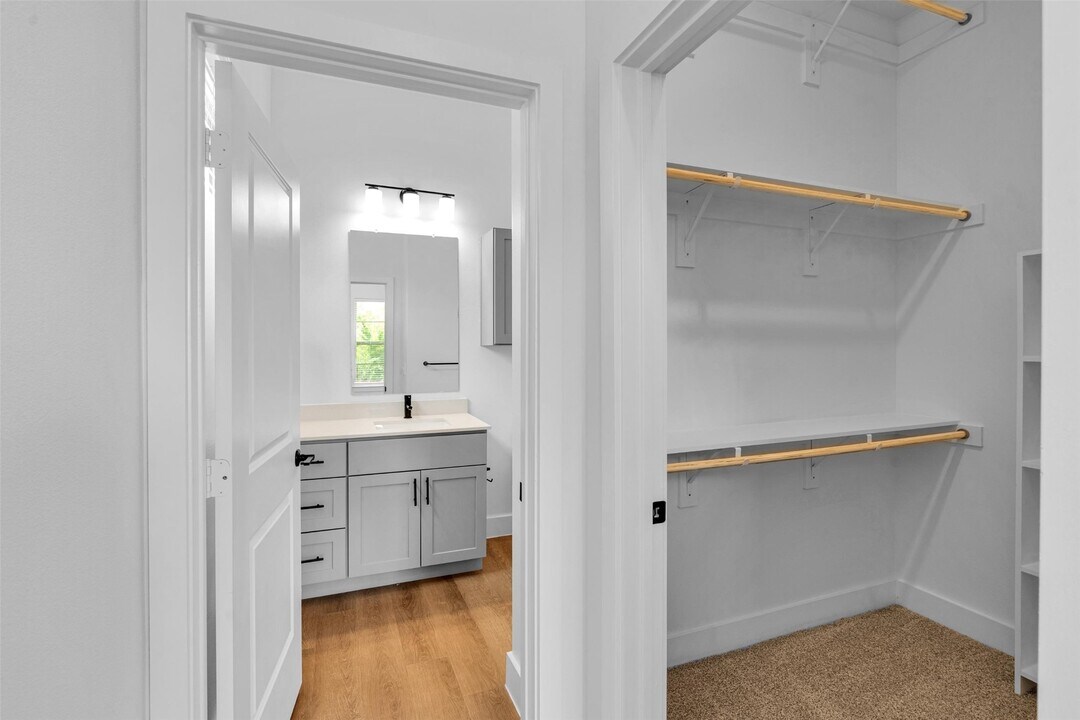 1410A Forward Dr in Little Elm, TX - Building Photo