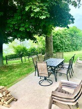 610 Riverside Dr in Niagara Falls, NY - Foto de edificio - Building Photo