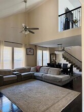 4408 Huntsman Ridge Ln in Arlington, TX - Foto de edificio - Building Photo