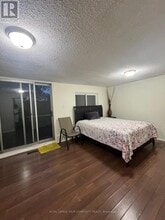 443-443 Manse Rd in Toronto, ON - Building Photo - Building Photo