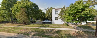 613 Wayzata Blvd E Apartamentos