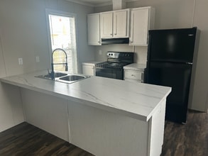 636 Sweet Pea Ln in New Braunfels, TX - Building Photo - Building Photo