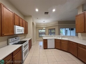 1270 SW Aragon Ave in Port St. Lucie, FL - Building Photo - Building Photo