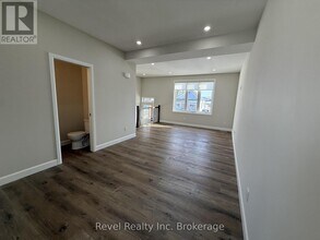 675 Princess St in Woodstock, ON - Building Photo - Building Photo