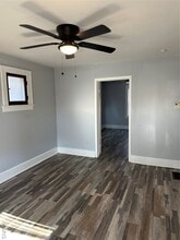 6507 Leschen Ave in St. Louis, MO - Building Photo - Building Photo