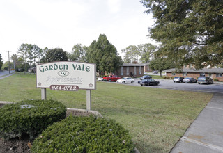 Garden Vale in Maryville, TN - Building Photo - Building Photo