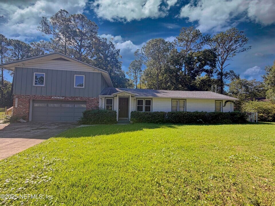 5336 Alpha Ave in Jacksonville, FL - Building Photo