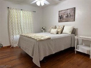 545 9th St NW in Naples, FL - Building Photo - Building Photo