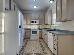 12373 Carriage Stone Dr in Fishers, IN - Building Photo - Building Photo