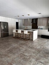 9955 NW 28th Terrace in Doral, FL - Building Photo - Building Photo