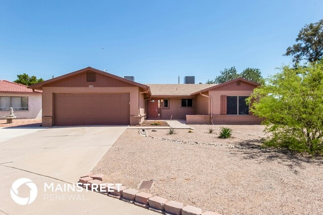 property at 10213 N 51st Dr