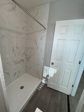 15 5th St, Unit 15 in Roseville, OH - Building Photo - Building Photo