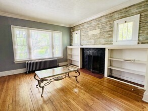 1508 Parkhill Rd in Cleveland Heights, OH - Building Photo - Building Photo