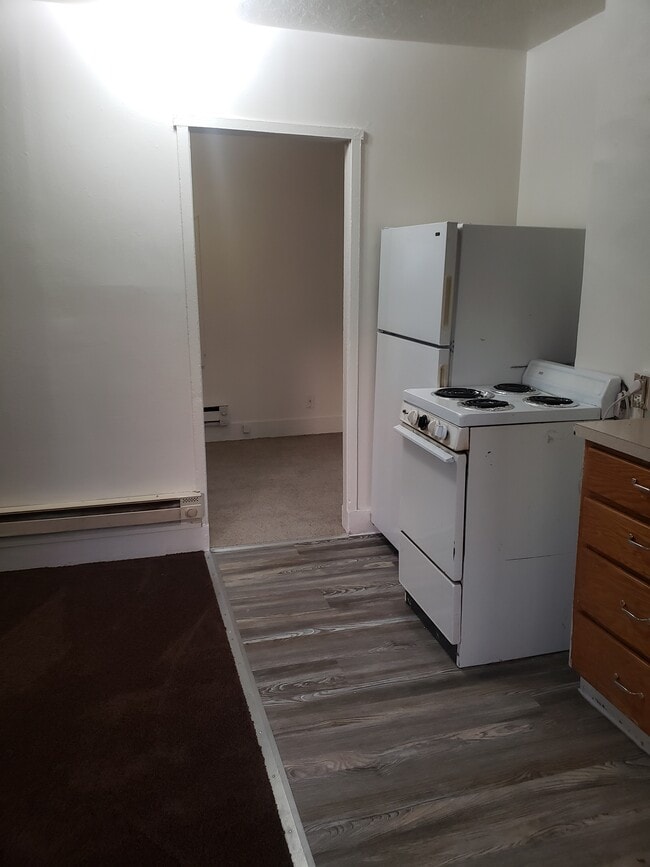393 S Eastern Ave, Unit 3 in Idaho Falls, ID - Building Photo - Building Photo