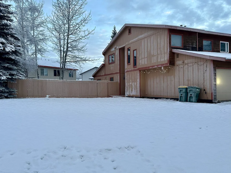 12109 Copper Mountain Dr in Anchorage, AK - Building Photo